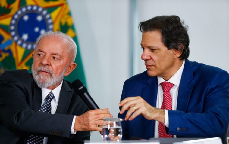 Haddad analizará el asunto más a fondo con representantes de los sectores del acero y del aluminio de Brasil cuando regrese de su gira por Medio Oriente del 14 al 20 de febrero.