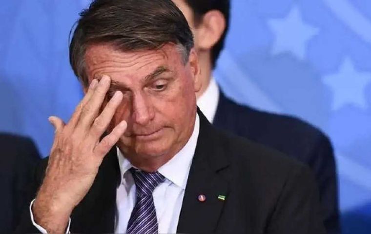 Bolsonaro llevó a cabo un “complot conspirativo armado y ejecutado contra las instituciones democráticas”, argumentó la fiscalía