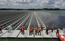 El proyecto de Itaipú incorporó tecnología avanzada de flotación con patente francesa y pasarelas de acceso mejoradas