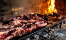 Unas 10.000 toneladas del tradicional asado uruguayo se vendieron este miércoles al público en todo el país, en vísperas del Día Internacional de los Trabajadores