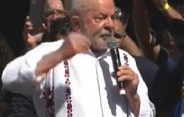 Lula, de extracción sindical, expresó su apoyo al debate público sobre el tema, enfatizando la necesidad de un equilibrio entre el trabajo y el bienestar