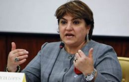 ¿Qué necesitas, mujer?, se preguntó Lopes