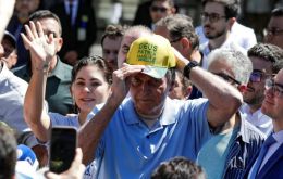 En su argumentación, la jueza Lúcia mencionó la mentira como mercancía para comprar antidemocracia