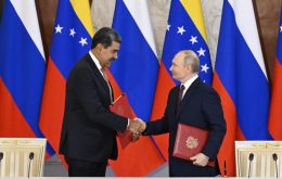 Mientras Venezuela busca apoyo en Moscú y Pekín, la situación económica interna se deteriora rápidamente. La inflación podría alcanzar el 200% en 2025