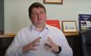 El legislador MLA Mark Pollard hizo los anuncios sobre decisiones inminentes sobre el futuro puerto