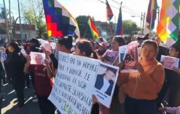 Flores conducía bajo los efectos del alcohol y provocó la ira de los vecinos tras chocar contra un negocio