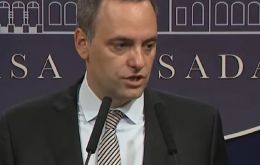 “La cartera de Derechos Humanos, ahora, se encargará de garantizar todos los derechos humanos y no de defender a un sector ideológico partidista”, señaló Adorni