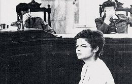 En la década de 1970, Rousseff pasó tres años detenida bajo la dictadura militar