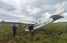 El Cessna 206 tenía combustible suficiente para unas dos horas