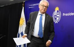 “Nuestro gobierno está comprometido con la ayuda humanitaria y con la búsqueda de soluciones viables que beneficien a los palestinos”, afirmó Lubetkin