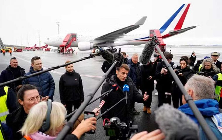 Groenlandia y las profundidades marinas no están “a la venta”, insistió Macron
