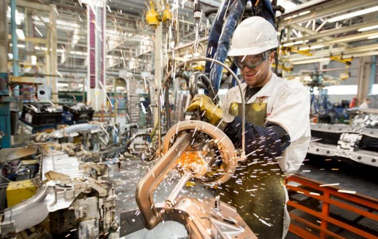 PIB de Argentina crece 5,8%, según el Indec