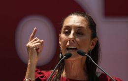 El gobierno de Sheinbaum está evaluando las violaciones de las leyes internacionales para abordar la contaminación y el impacto ambiental