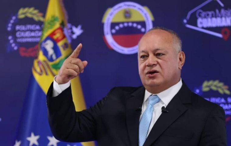 Cabello vinculó estas actividades terroristas a la líder opositora María Corina Machado