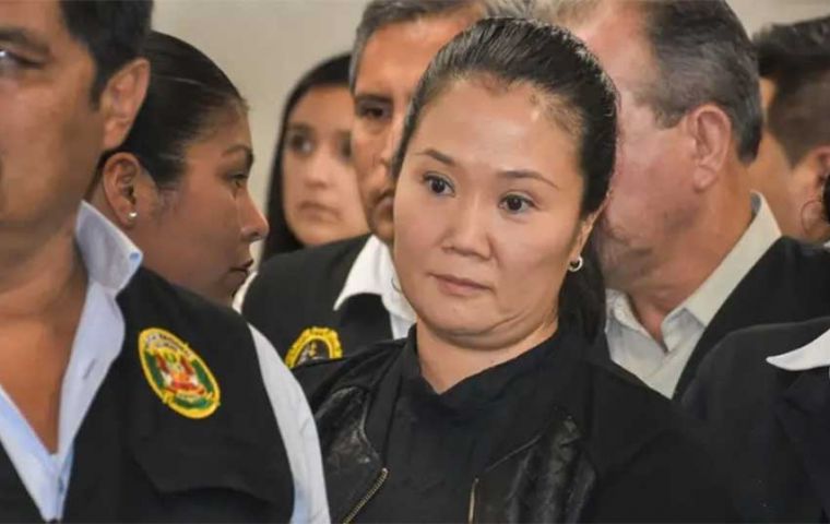 El “caso del cóctel” recibe su nombre debido a la afirmación de la defensa de que los fondos se recaudaron mediante una serie de cócteles