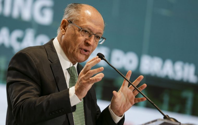 El presidente interino Geraldo Alckmin promulgó la enmienda