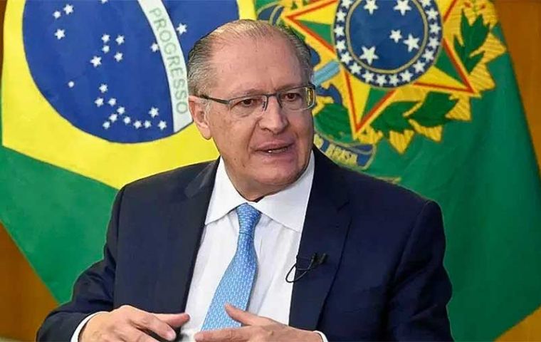 Alckmin presidió reuniones separadas con representantes de los sectores agrícola e industrial