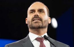 Eduardo Bolsonaro afirmó que permanecería en Estados Unidos tres meses más