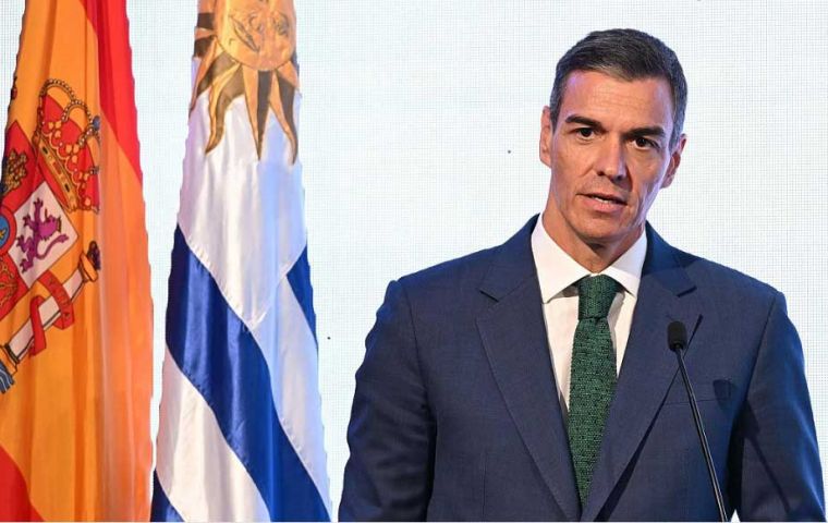 Sánchez también elogió a Uruguay como “referente de libertades civiles, valores democráticos y certezas”