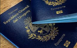 La decisión se tomó después de que Alemania y Francia necesitaran “más tiempo” para evaluar el caso, lo que dejó a los viajeros en una situación incierta