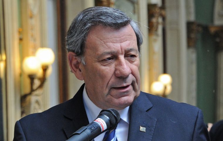 Durante la primera presidencia de Vázquez (2005-2010), Nin Novoa fue vicepresidente