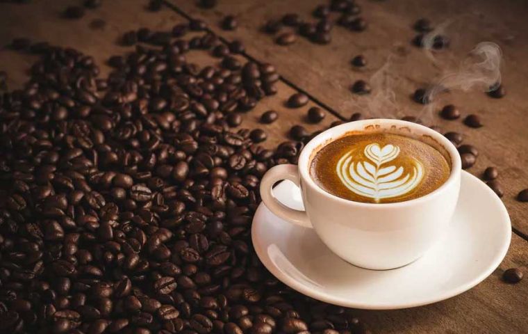El consumo de café per cápita en China todavía es de tan solo 16 tazas al año, en comparación con el promedio mundial de 240