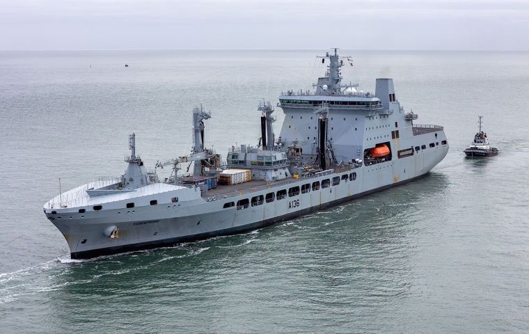El RFA Tidespring está desplegado actualmente en el Indo-Pacífico como parte de la misión de ocho meses del Carrier Strike Group 25.