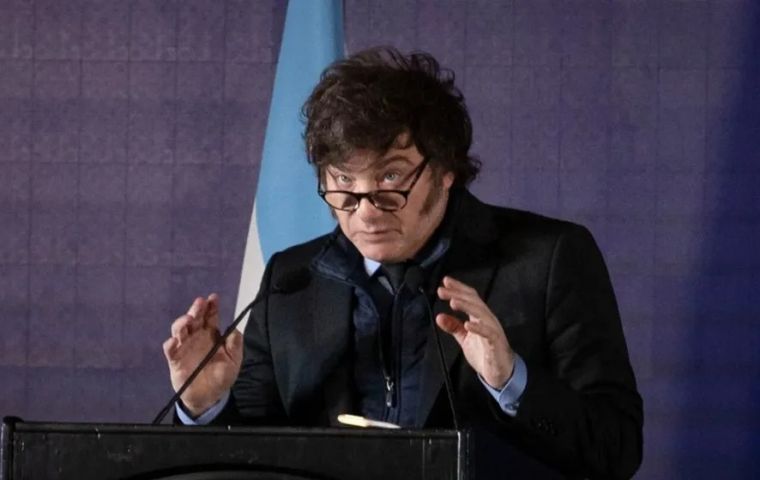 Milei ya anticipó que vetará cualquier ley que implique mayor gasto público. Sin embargo, el tema adquiere relevancia electoral