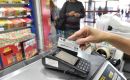 Los supermercados están desacumulando existencias ante la disminución del consumo