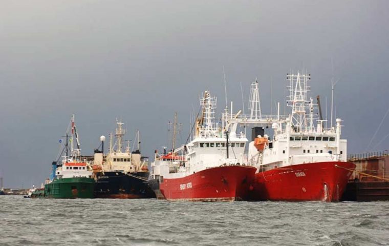 La pesca y la acuicultura siguieron siendo el sector dominante, contribuyendo con 168 millones de libras esterlinas, o el 58,3 % del PIB.