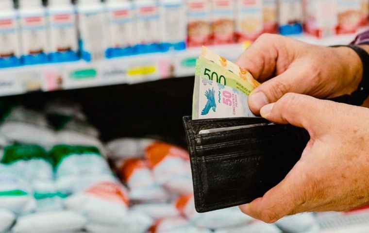 El aumento del tipo de cambio frente al dólar estadounidense no impactó los precios, explicaron varios analistas