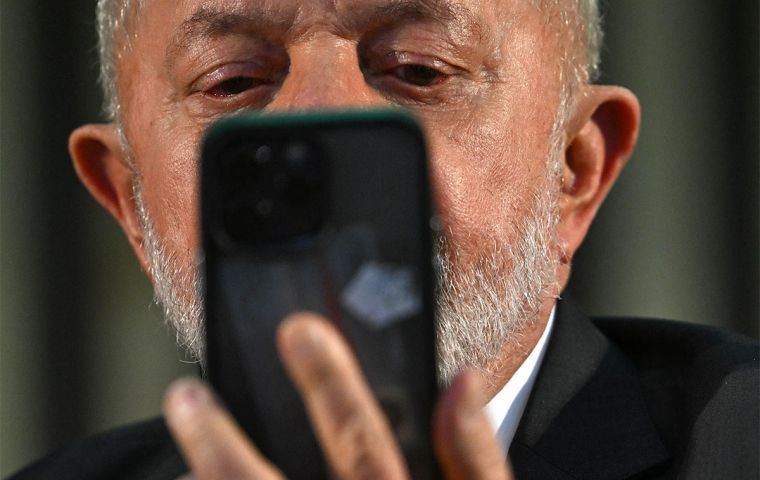 Las potencias extranjeras desconocen que 30 millones de personas viven en la Amazonía, señaló Lula. Foto: AFP