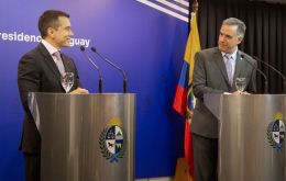 Noboa (izq.) y Orsi acordaron centrarse en los intereses comunes, más allá de las diferencias ideológicas