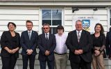 Los ocho miembros integrantes de la Asamblea Legislativa electa de Falklands 