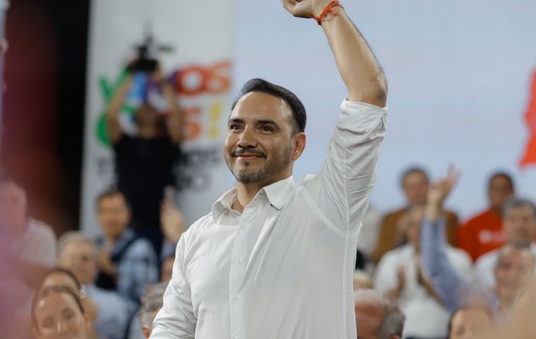 El candidato de Milei terminó en cuarto lugar y denunció juego sucio