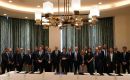 Javier Milei junto a los empresarios, banqueros e inversionistas que escucharon su presentación en Los Ángeles