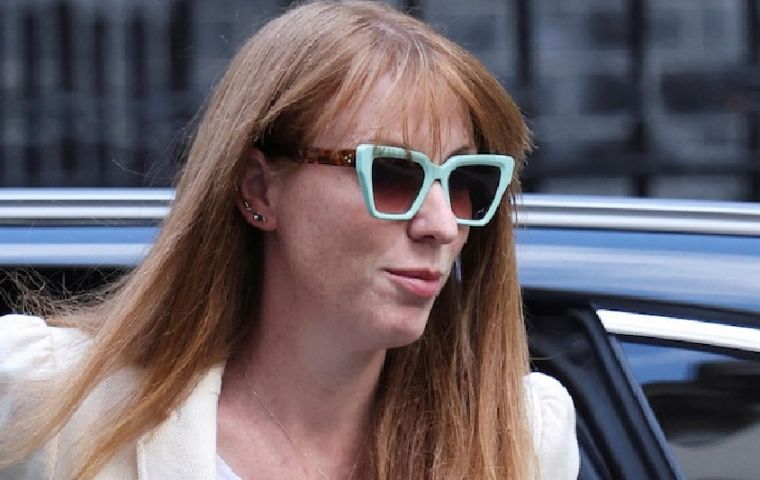 La salida de Rayner desencadenó una reorganización del gabinete