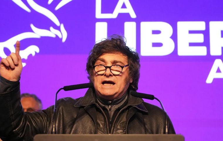 Milei admitió que cometió errores, pero no cambiará de rumbo