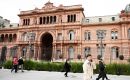 La economía argentina se tranquilizó el martes tras un lunes agitado luego de las elecciones en Buenos Aires