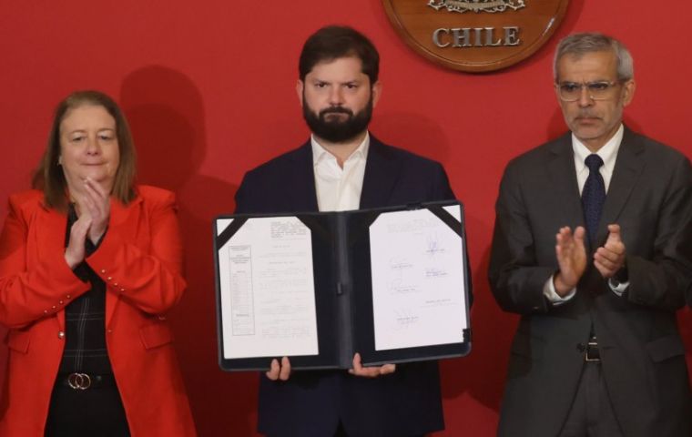 La reforma reconoce la complejidad del fenómeno criminal contemporáneo, explicó Valencia