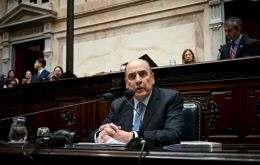 “La información proporcionada por el jefe de Gabinete, Guillermo Francos, es de extrema gravedad institucional”, argumentó Pichetto