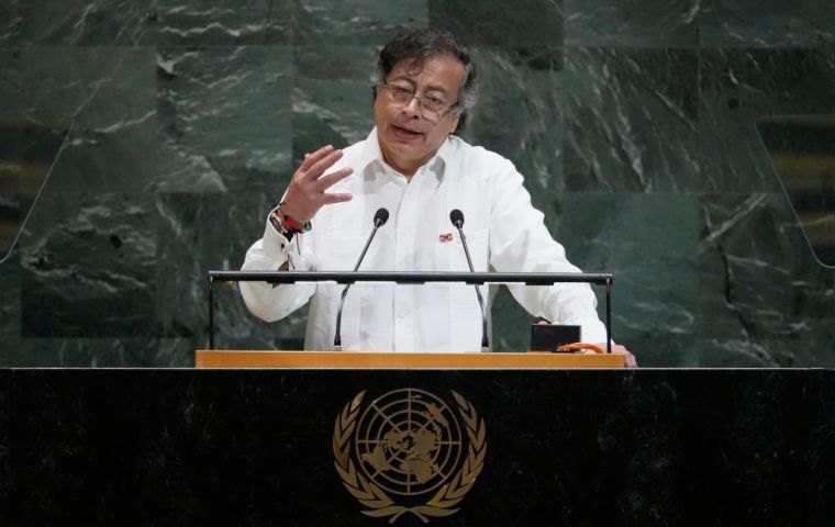 Petro anunció una iniciativa ante la ONU para formar un ejército que combata el supuesto genocidio israelí en Gaza
