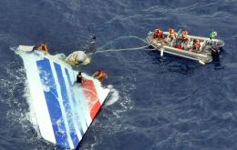 El vuelo AF447 despegó de Río de Janeiro el 31 de mayo de 2009 con 61 ciudadanos franceses, 58 brasileños y personas de otros 32 países a bordo