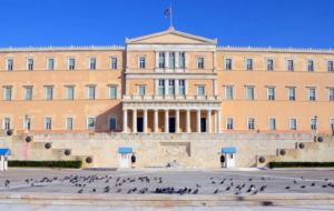 La medida del Parlamento griego fue considerada un retroceso en materia de derechos laborales