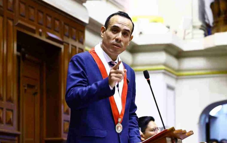 Jerí afirmó que no renunciará