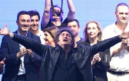 Las ayudas de Bessent evitaron que el peso sufriera una caída más pronunciada antes de las elecciones