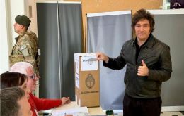 Milei necesita urgentemente fortalecer su poder político en el Congreso