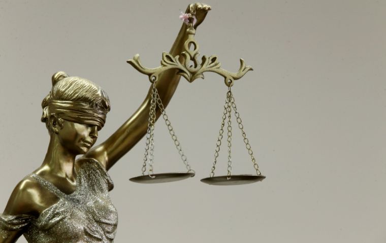 En contraste, Uruguay, Chile y Costa Rica mantienen los niveles más altos de estado de derecho