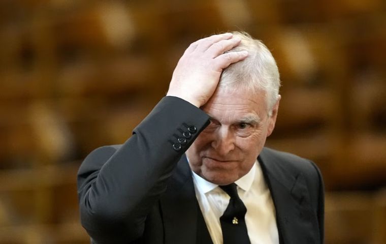 Las hijas de Andrés conservarán sus títulos de princesa y el tratamiento de Alteza Real