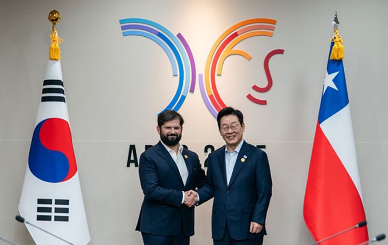 Lee y Boric se comprometieron a combinar la tecnología surcoreana con los recursos energéticos y minerales de Chile
